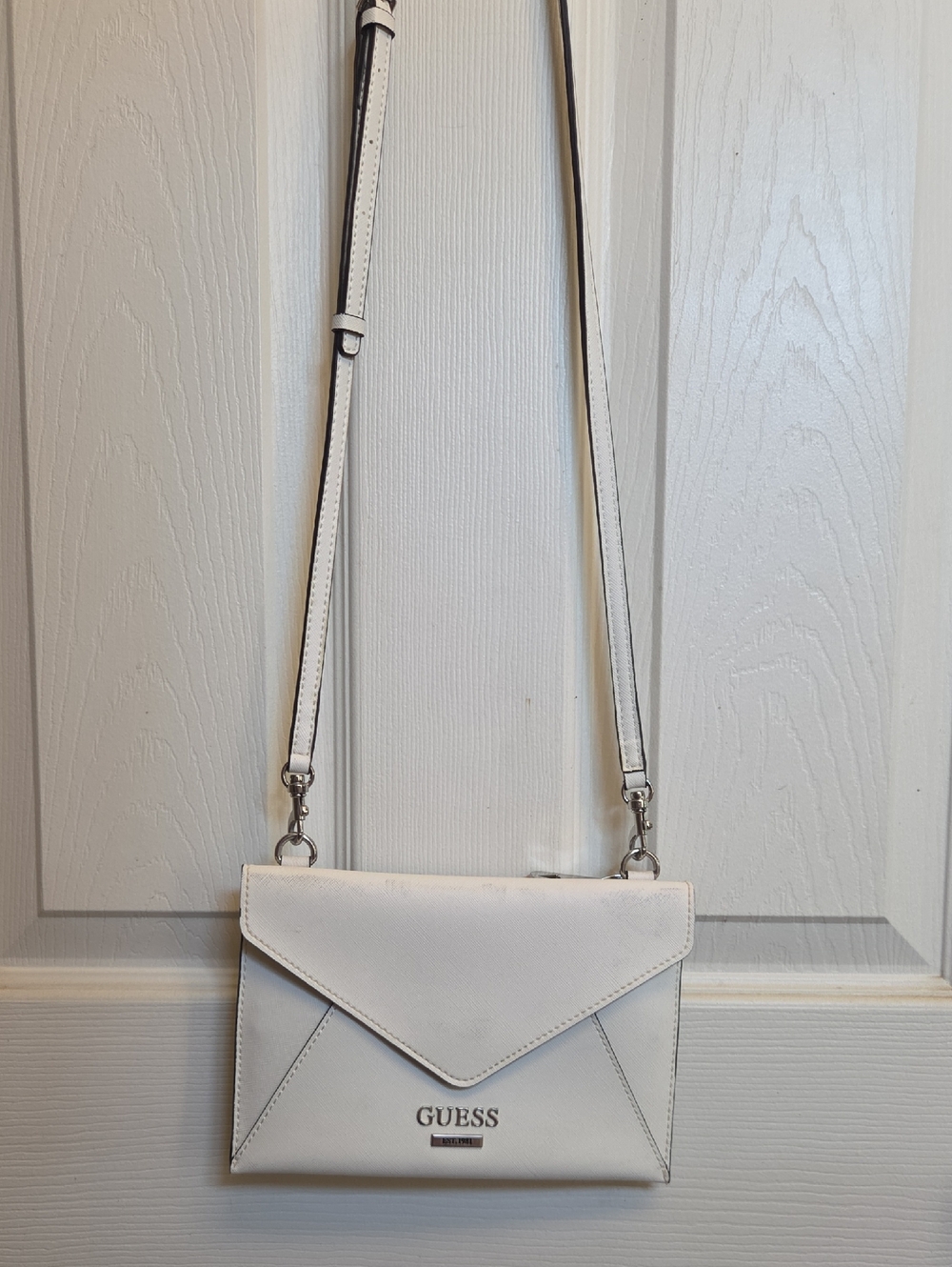 GUESS Leather White Envelope Crossbody Bag with Adjustable Strap